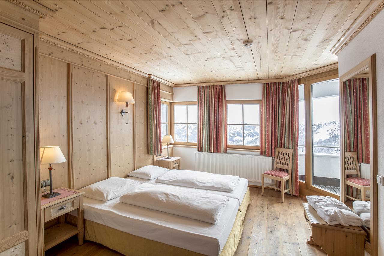 Ehrenbachhohe On Top Of The Mountain Kitzbuhel Exterior photo